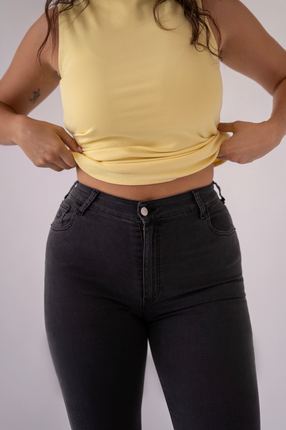 Strakke broek – grijs