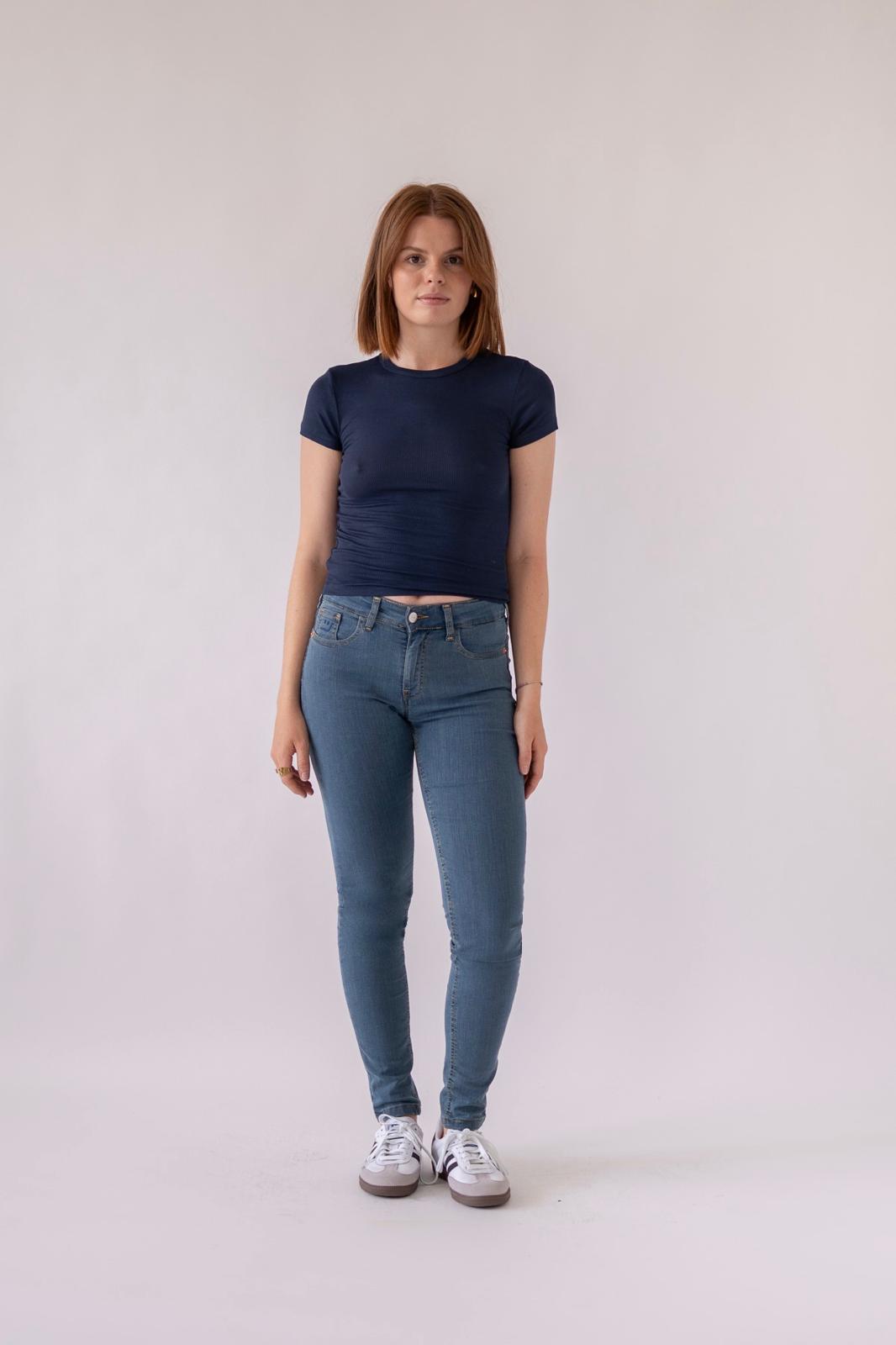 Strakke broek – lichtblauw